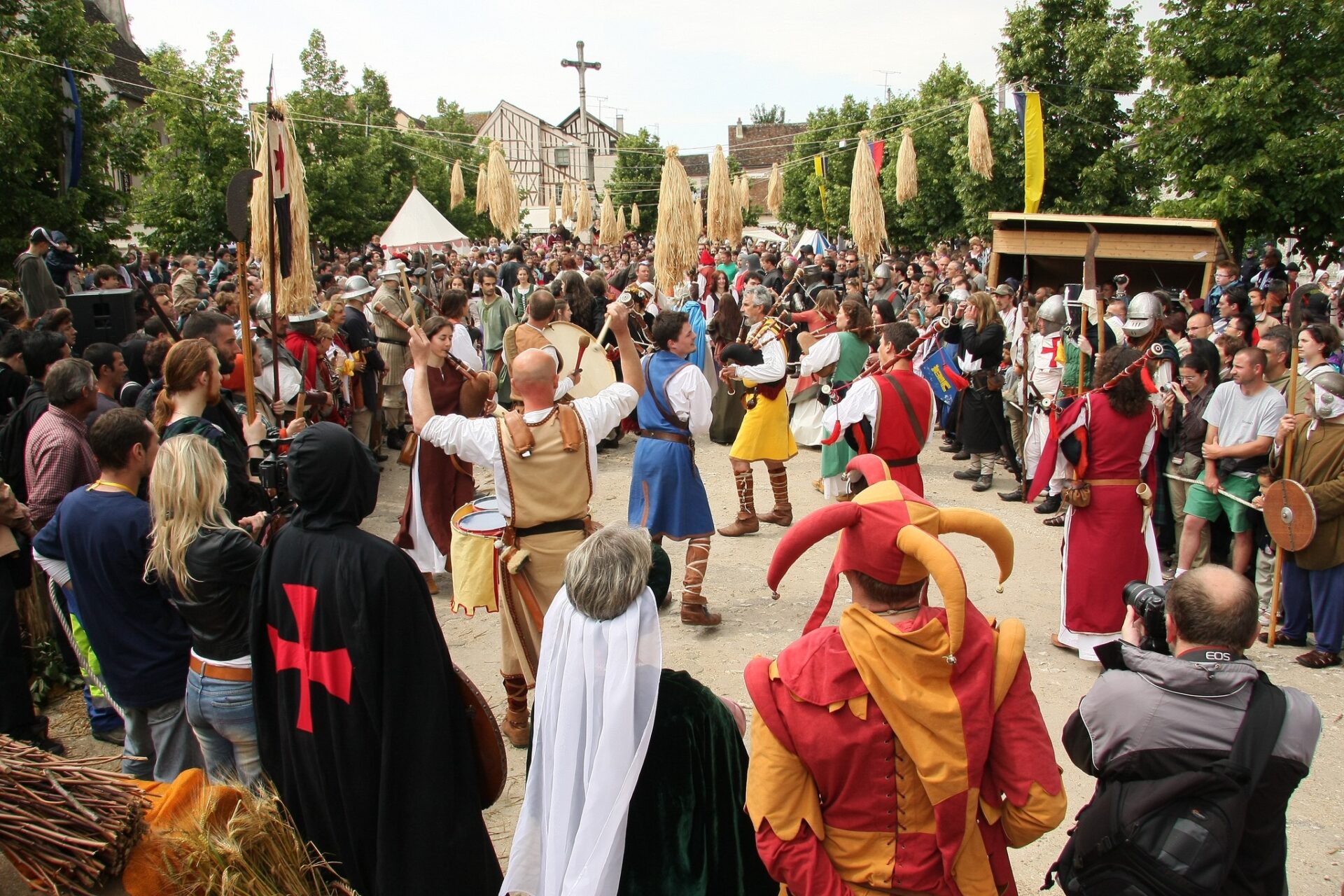 10 ET 11 JUIN 2023 LES MÉDIÉVALES DE PROVINS Le Relais de l'Endormie